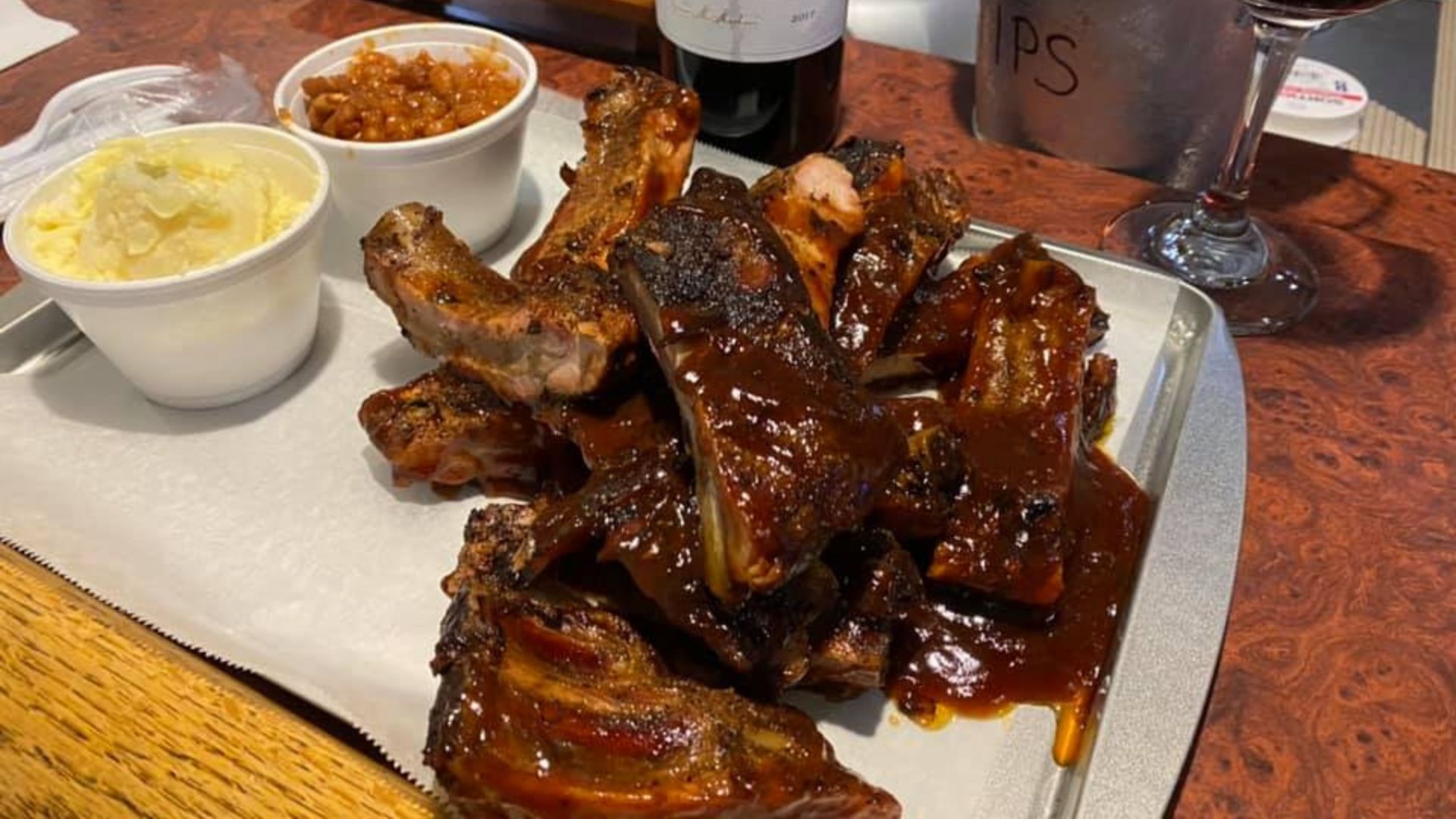 Menu at Smokin' Willies BBQ Food Truck & Catering in Galesburg, IL